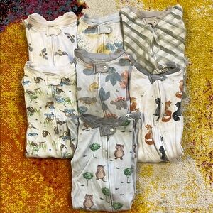 Lot of Burt’s Bees baby sleepers